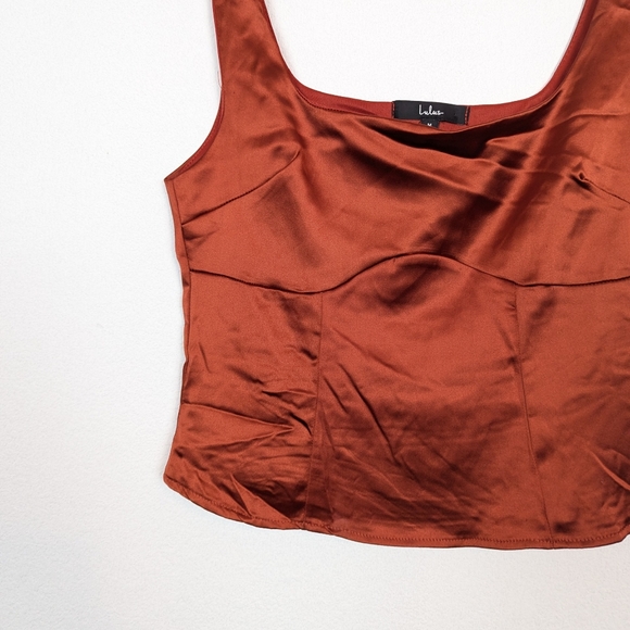 Lulu’s Rust Red Orange Exceptional Allure Satin Cropped Tank Top Size M - Picture 4 of 7